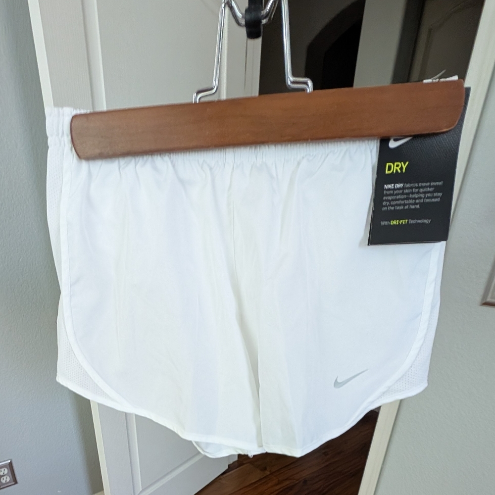 Nike Lined Dri Fit Standard Fit Draw String Shorts Size Medium Nwt ❤️